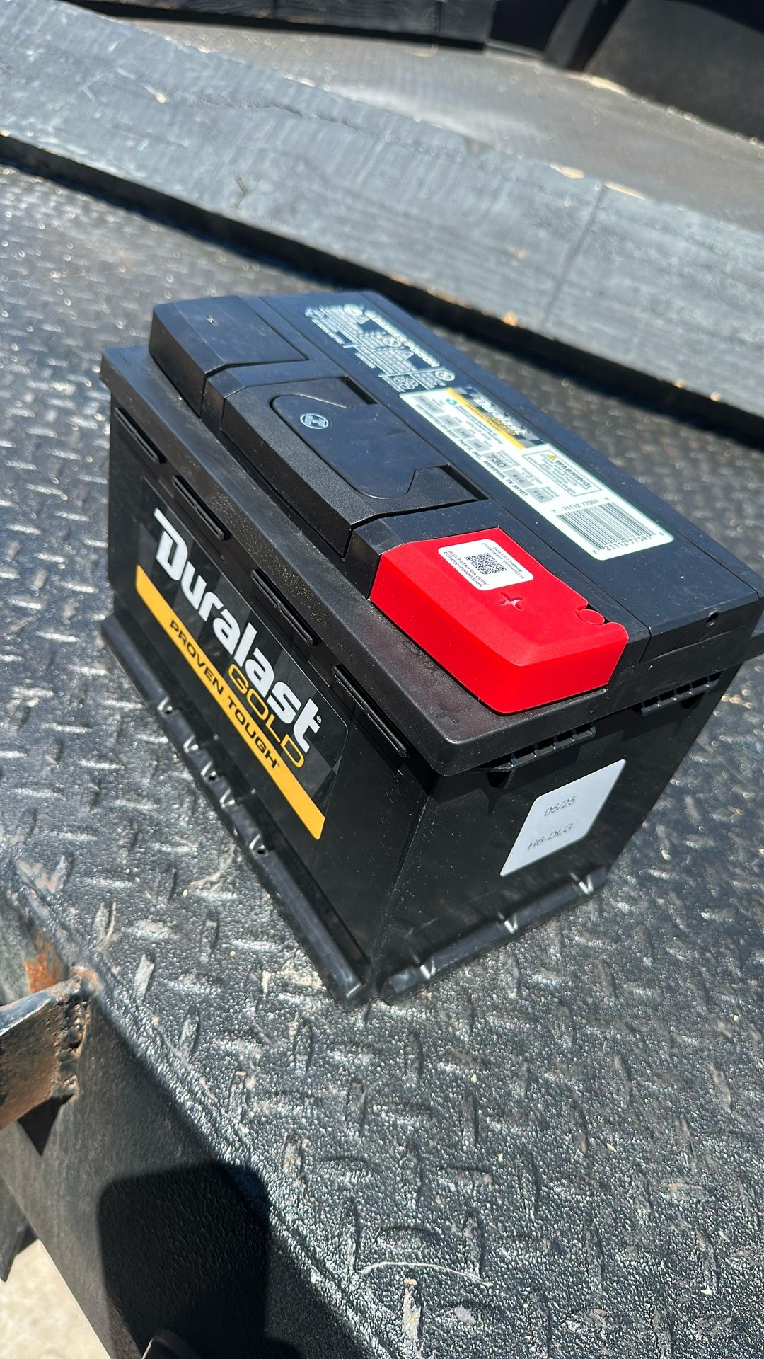 H6 DURALAST GOLD BATTERY BRAND NEW!! $120