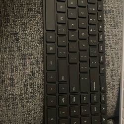 New Microsoft Designer Keyboard In Excellent Condition 