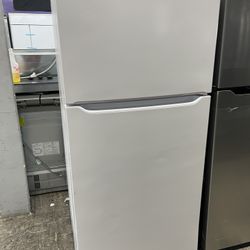 Frigidaire Top And Bottom In White New Open Box