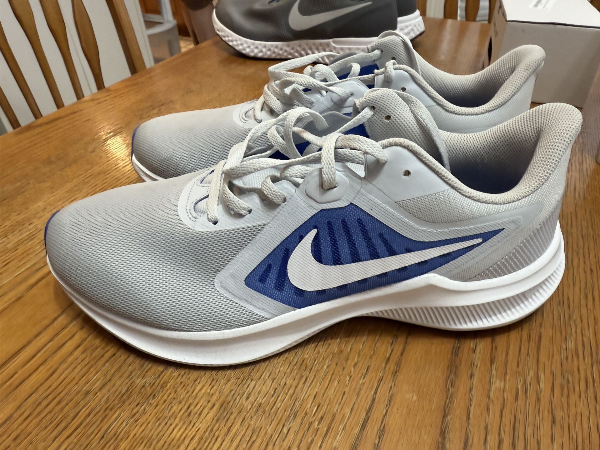 Men’s Nike 10.5 Downshifter