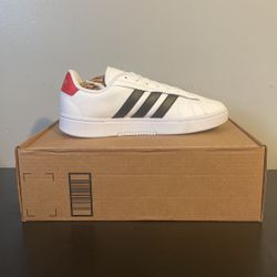 Adidas (Cloudfoam Comfort)