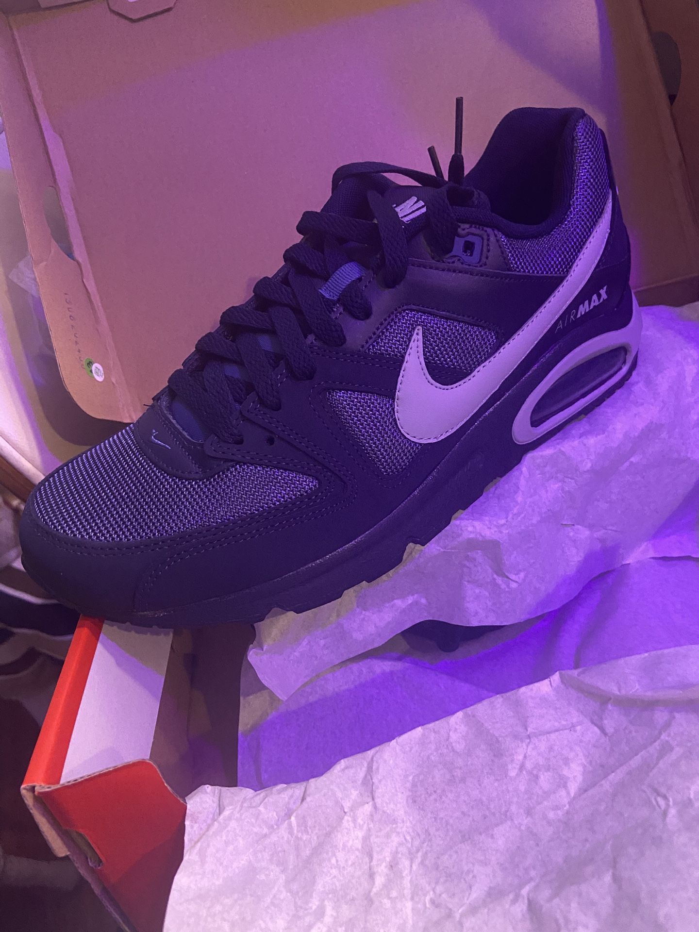 Nike  Air Max Command