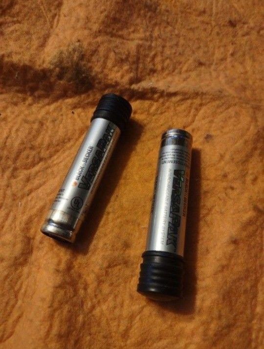 Two Black & Decker Cordless Batteries Will Not Separate