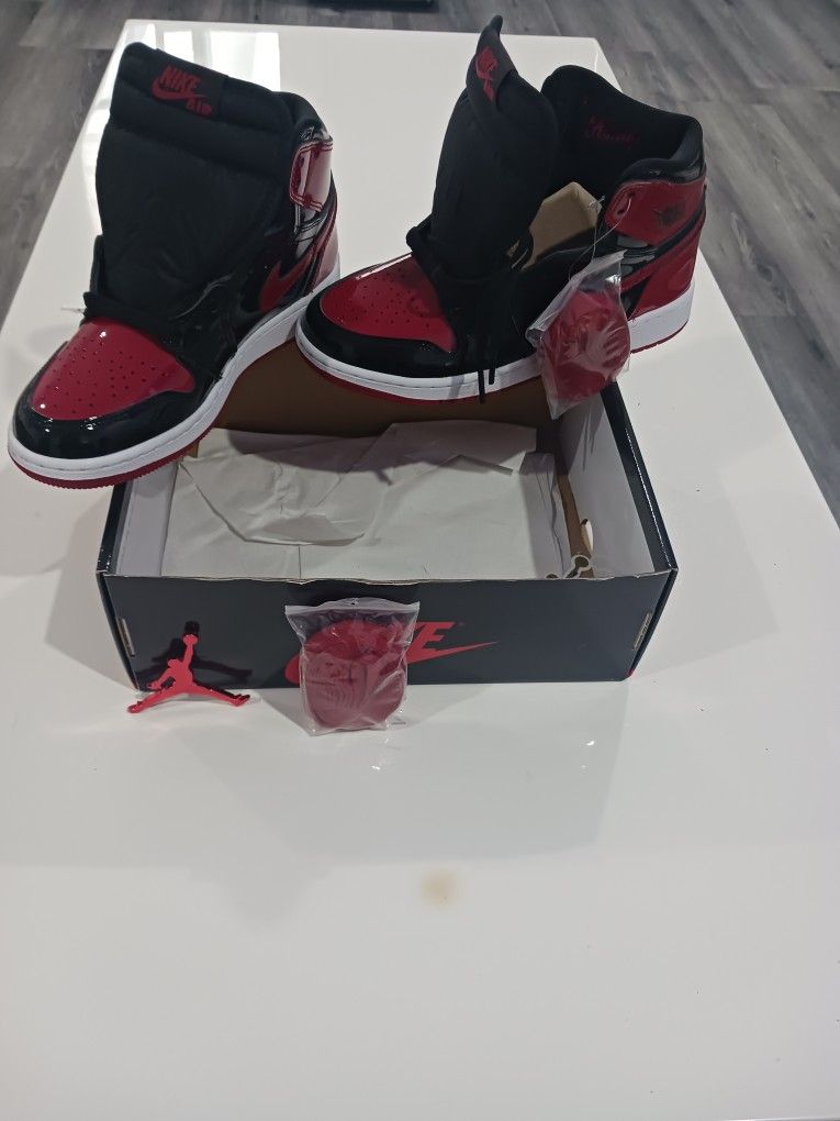 Jordan 1 Patent Bred 4.5 Y NEW