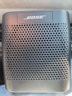 BOSE soundlink color Bluetooth speaker