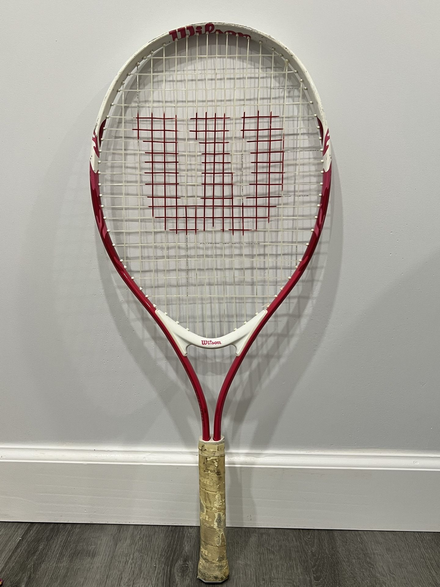 25 In Wilson Tennis Racket