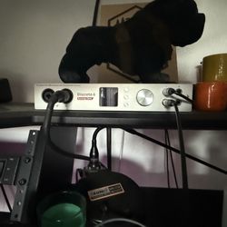 Discrete 4 Recording Interface 