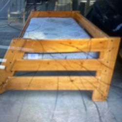 Twin Bed 
