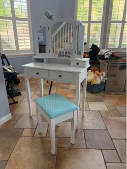Kids Vanity Set with Mirror & Stool