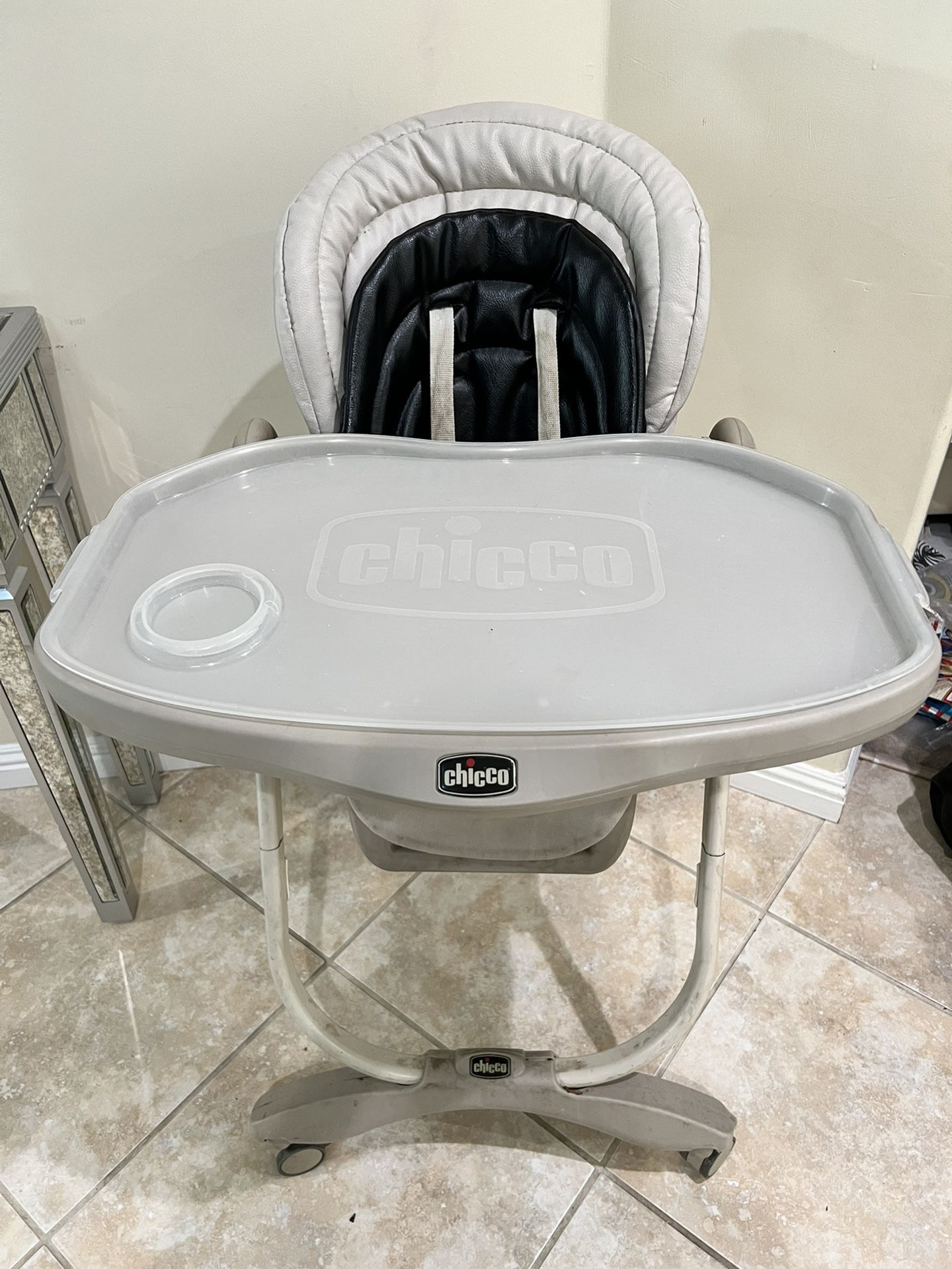 Chicco Adjustable High Chair With Table Cover And Storage