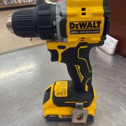 Dewalt Drill 1/2” 20v One Battery No Charger