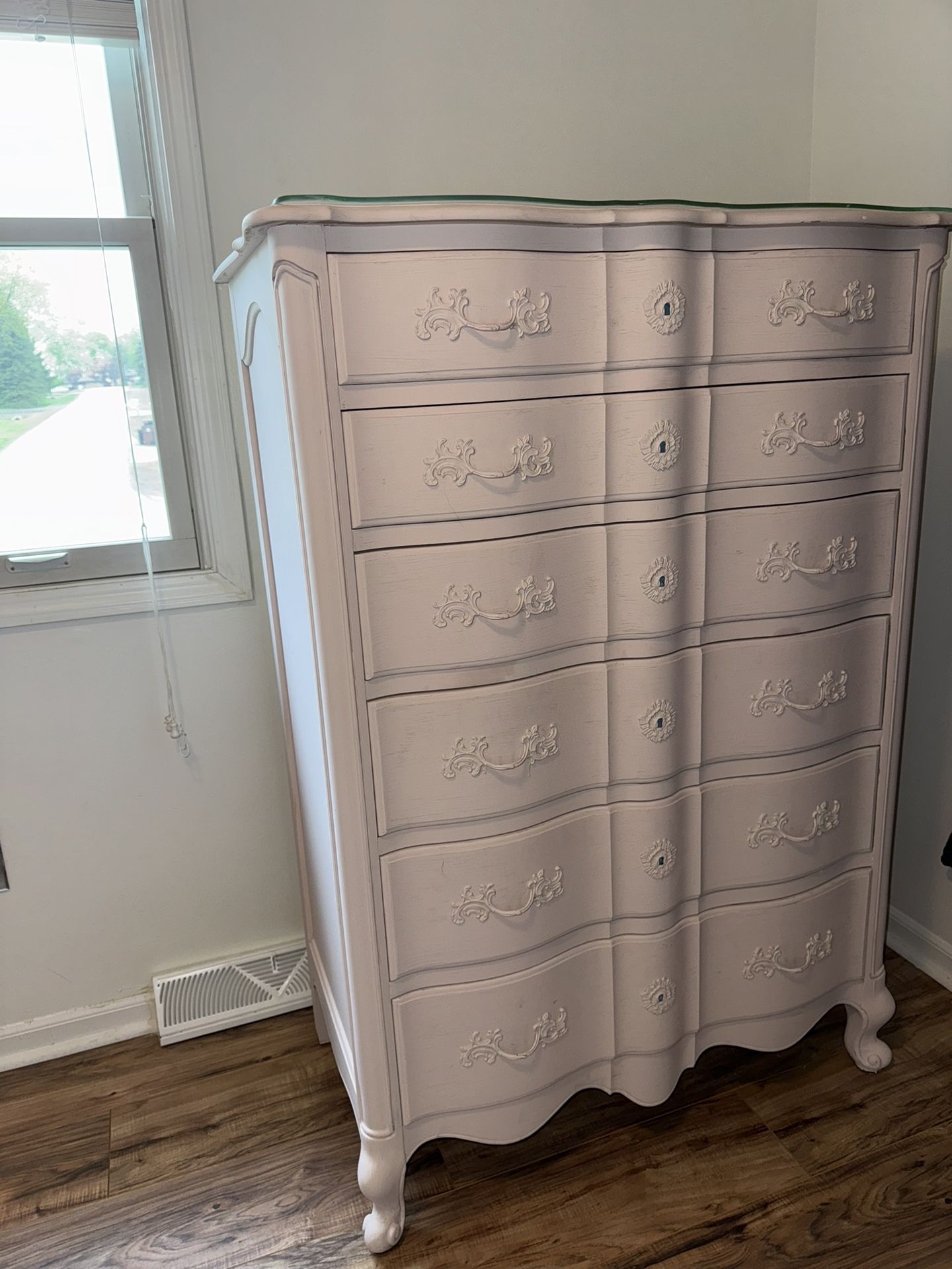 Gorgeous Vintage Blush Pink French Provincial Solid Wood Chest/dresser With Custom Scalloped Glass Top! 