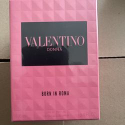 Born In Roma Valentino Eau de Parfum – Brand New In Box