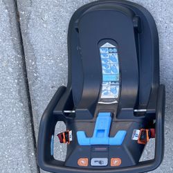 Uppababy Base