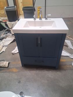Bathroom single sink