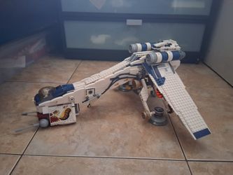 Unofficial Lego Dropship
