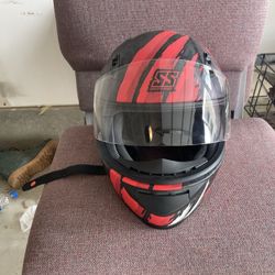 Motorcycle helmet 
