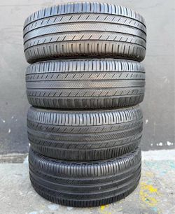 235 65 R 18 vendo llantas usadas marca Michelin