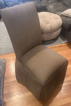 Vintage Neutral Parsons Chair with Kick-Pleat Skirt