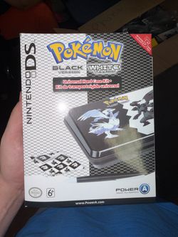 NEW MINT POKEMON BLACK  & WHITE HARD SHELL TRAVEL CASE FOR DS LITE/DSI/DSI XL