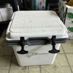 Coho Rotomolded Cooler 🧊