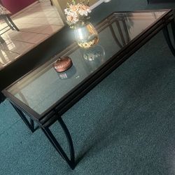 Juego De 3 Mesas De Vidrio Y Metal 