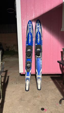 Water skis