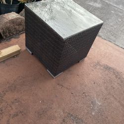  Wicker Rattan Side/ Coffee Table