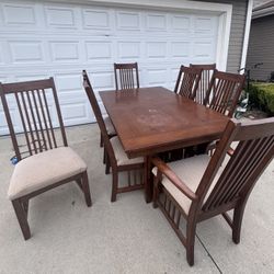 Dining Table & Chairs