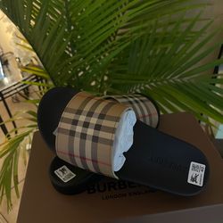 Burberry slides