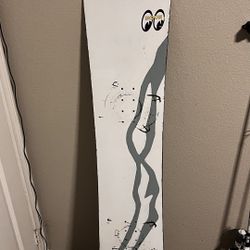 Snowboard *just waxed it*
