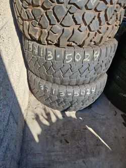 Pair of 37/12/50/24 MT Used Tires 