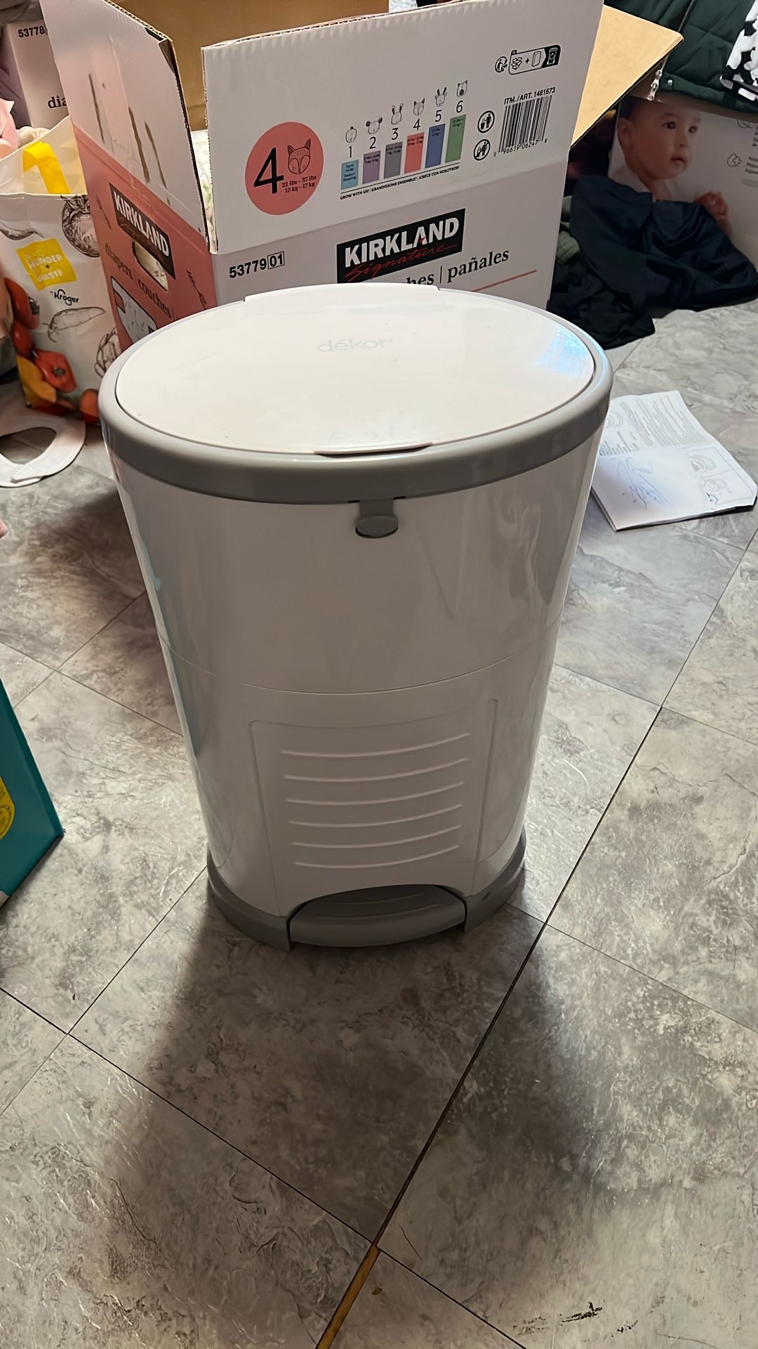 Diaper Trash Bin