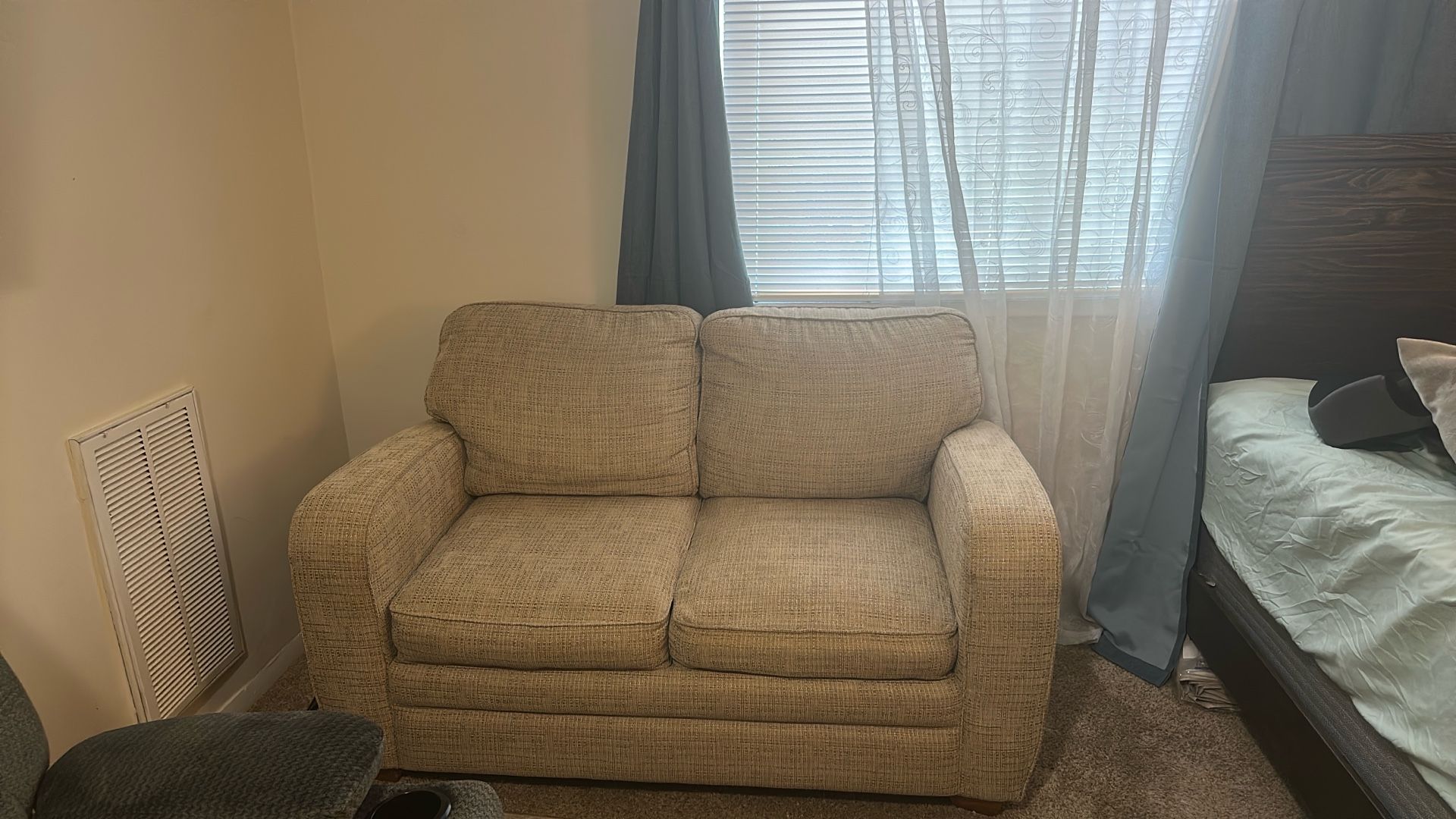Tan Lazy Boy Love Seat Sofa