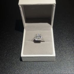 Moissanite Ring Cubic