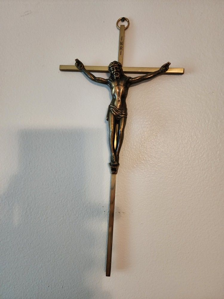 Beautiful Brass Crucifix Cross