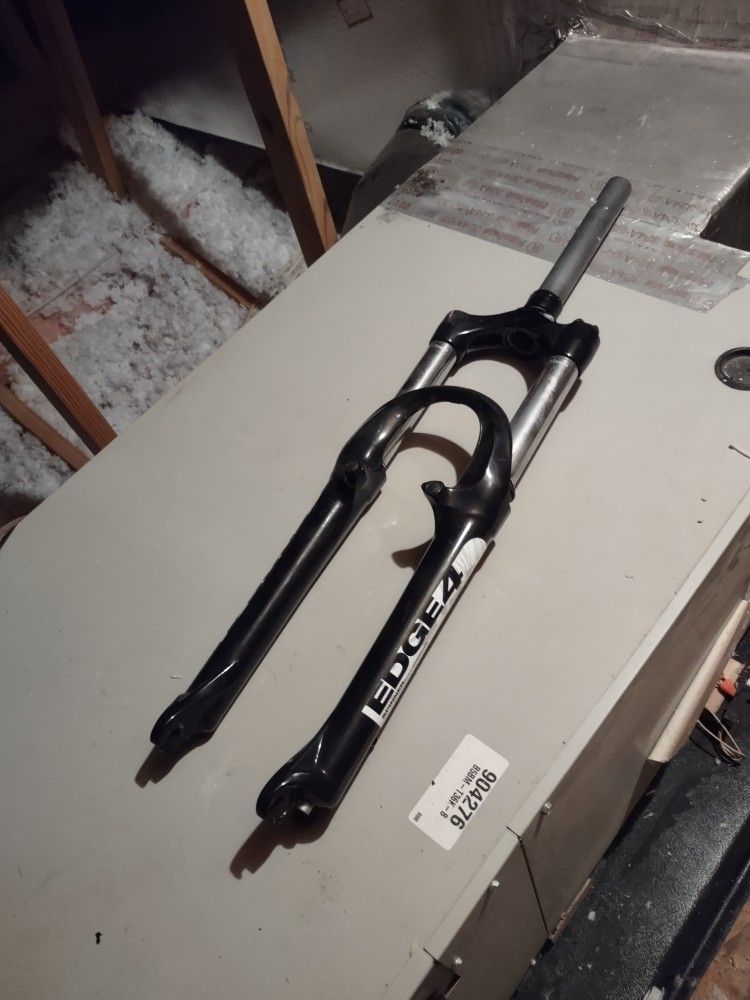 Mountain Bike Forks - DiamondBack