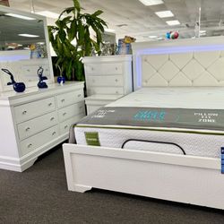 Amazing Deal Now🔥Beautiful White 5pc Bedroom Furniture Set With LED Lighting On Sale $699