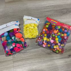 Pom Pom Craft & Pipe Cleaner Craft Supplies