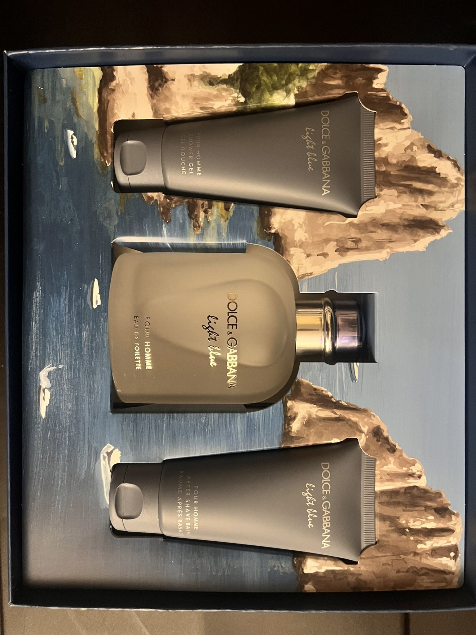 Dolce & Gabbana Light Blue Men 3 Pc Gift Set 4.2oz EDT Spray, 1.6oz After Shave Balm, 1.6oz Shower Gel