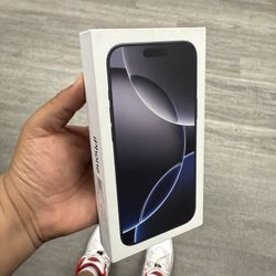 iPhone 16 Pro Max Att Cricket 256GB