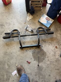 Pull up bar