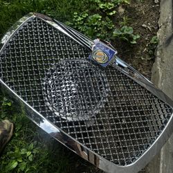 Chrysler 300 Grill W/emblem