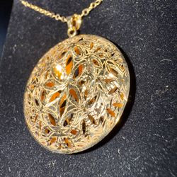Italian Pendant Necklace