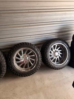 Chevy/gmc 2500 rims and tires 22s