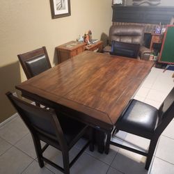 Wooden Dining Set (4 Chairs) Extendable