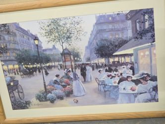 Wall Art and Paintings for Every Home many different colors and frames styles
