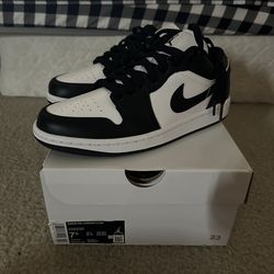 Jordan 1 panda