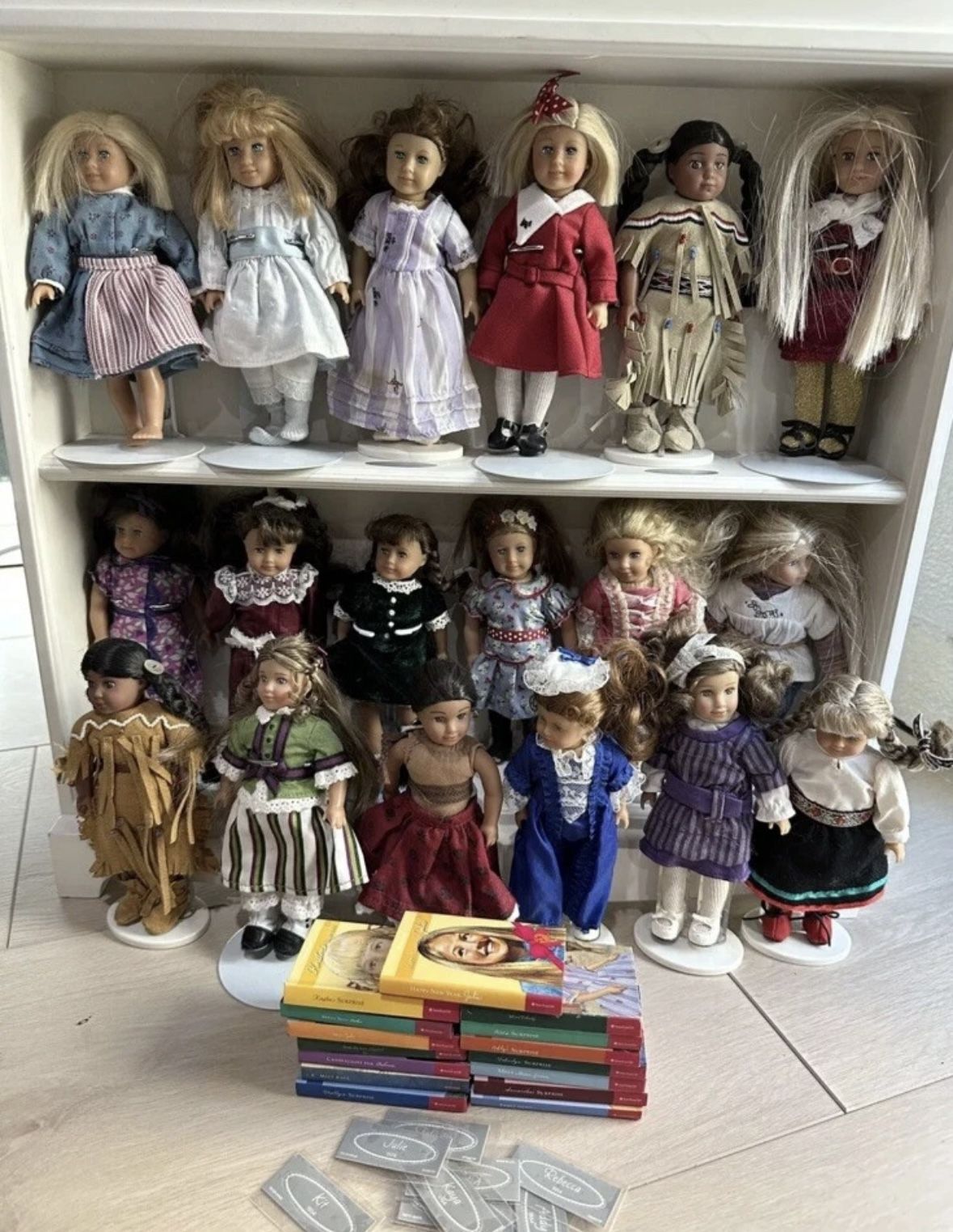 American Girl Display Shelf and Set of 18 Mini Dolls with Books