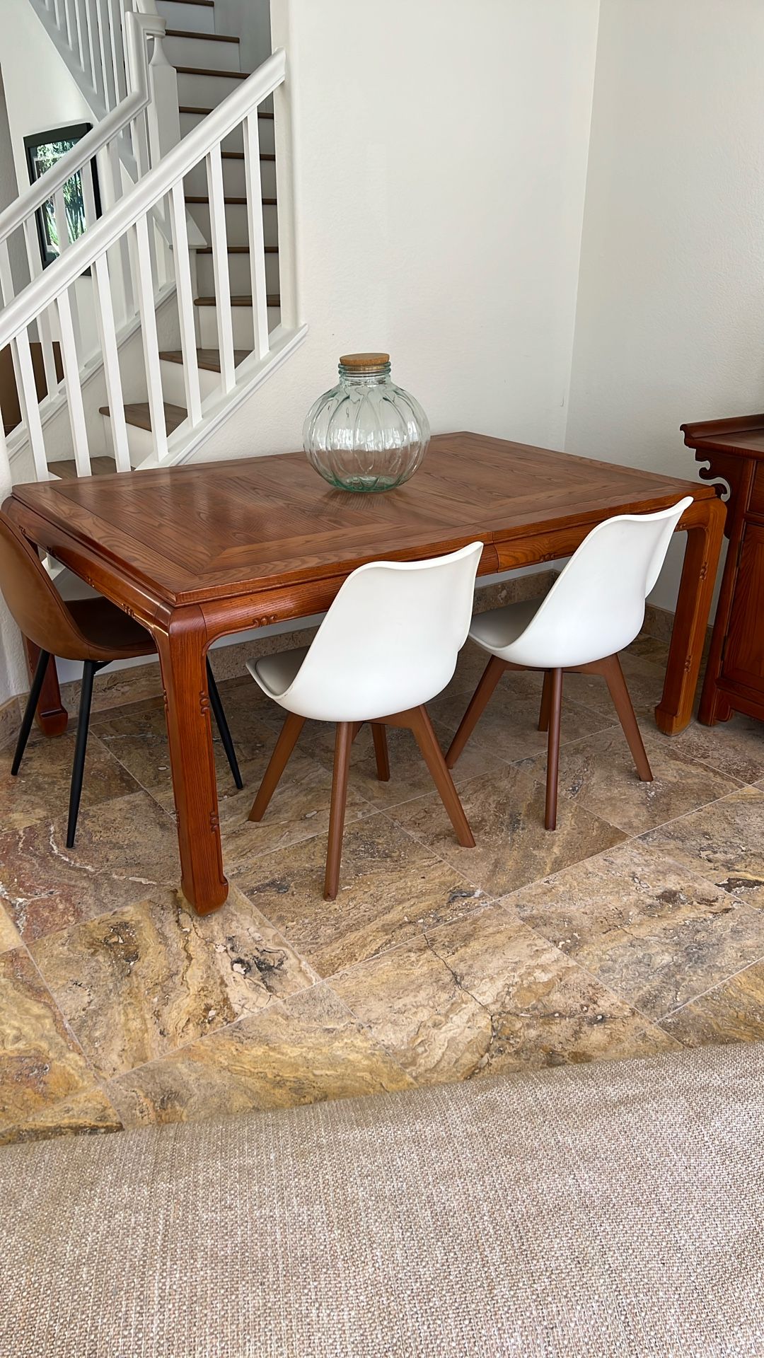 Beautiful, Rich Dining Room Table With 2 20 Inch Leaves